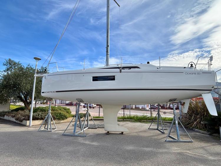 Beneteau Oceanis 30.1